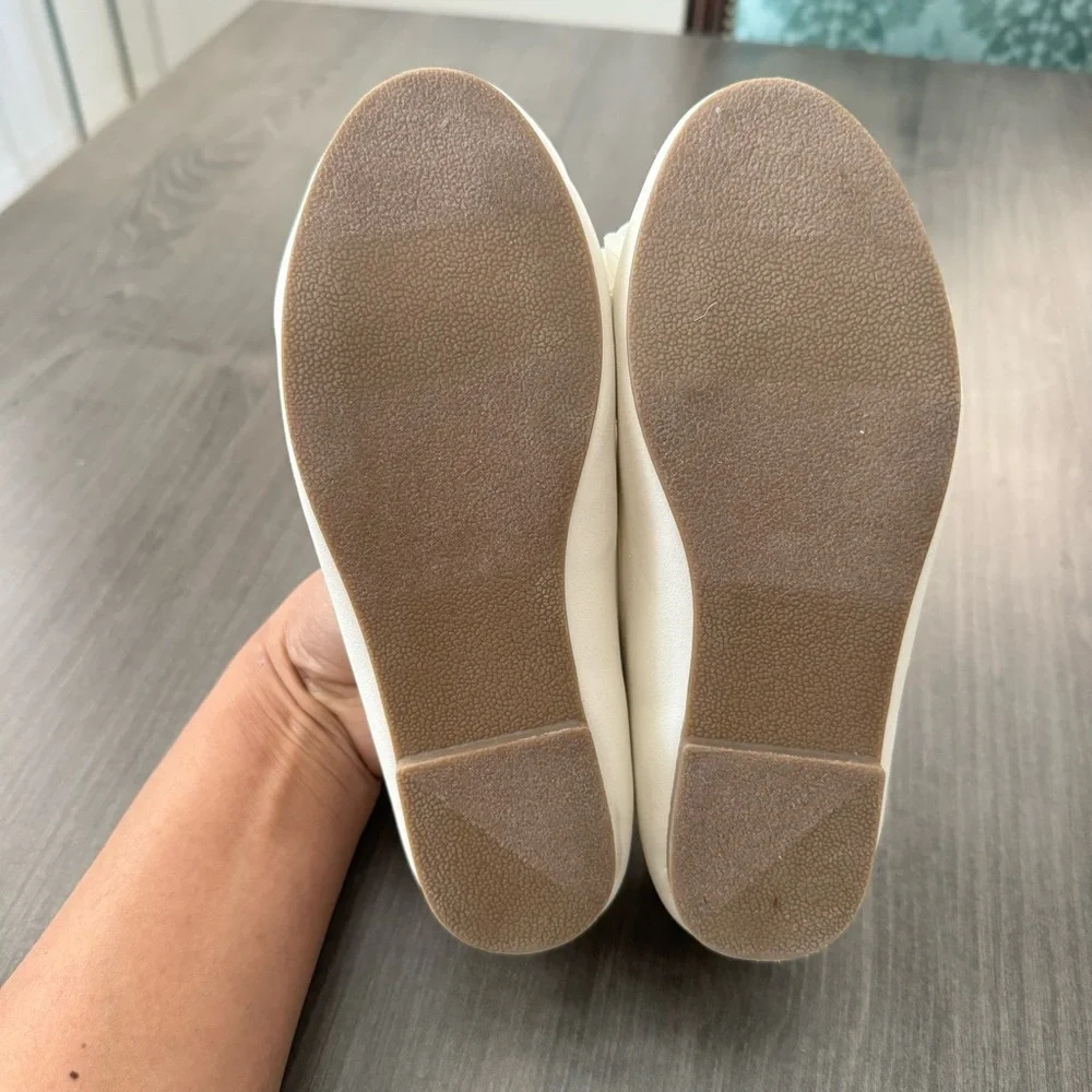 Kenneth Cole girls white Floral formal Flat shoes size 1 NWOT
